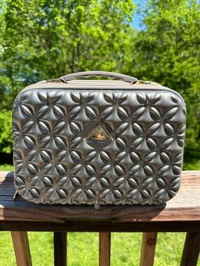 Triforce Textured Metallic Silver Hard Shell Makeup Case with 2 compartments